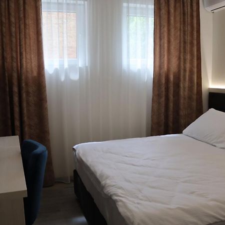 Dm Sobe Apartment Tuzla Exterior photo